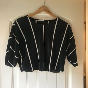 Black cropped Zara top